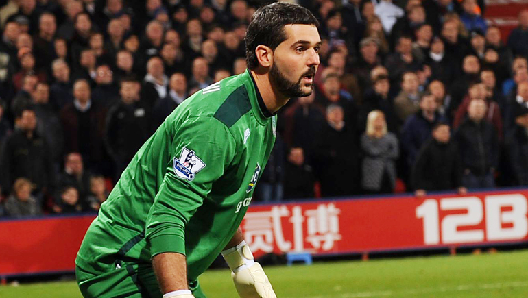 Julian Speroni made some good saves but again failed to keep a clean sheet