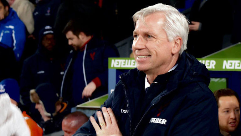 Alan Pardew (Photo: Andy Roberts)