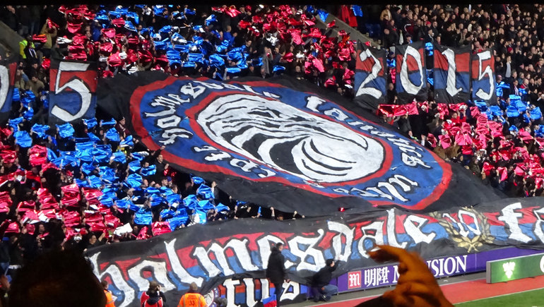 The Holmesdale Fanatics celebrated their 10th birthday to some effect
