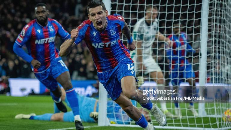 Munoz celebrates his first goal for Palace