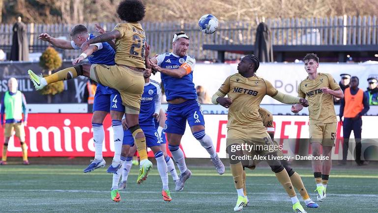 Macclesfield 2-1 Palace