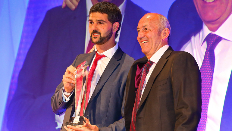 Speroni receives the player of the year award from Tony Pulis