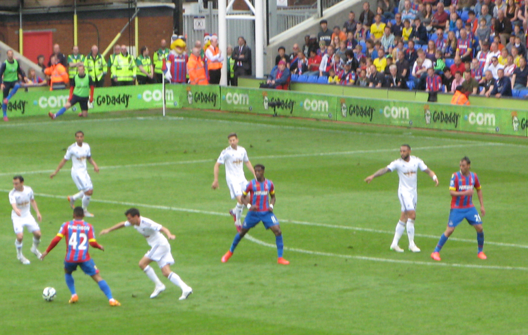 Jason Puncheon squares up for a shot on the Swans goal