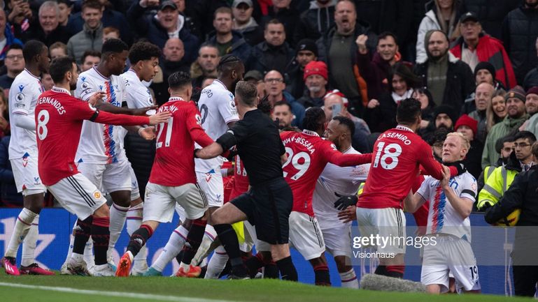 Both teams ended up in a brawl, with Casemiro being shown a red card after.