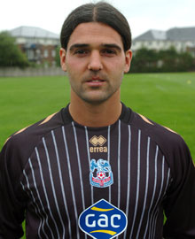 Julian Speroni kept a clean sheet