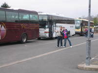 Danger and Bedge pointing at the coach