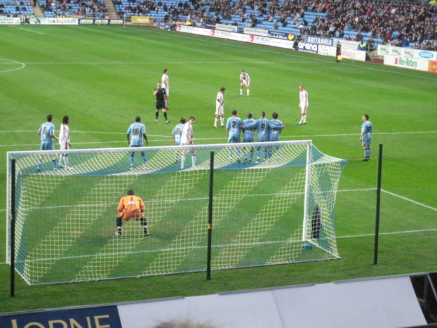 Ben Watson steps up to score Palace's 2nd goal