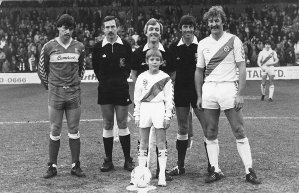 weeksy1 as a mascot - Palace v Boro 1985