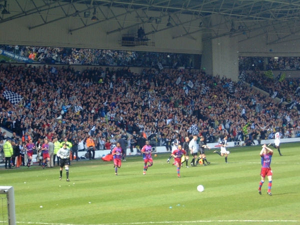 The Palace players take to the pitch
