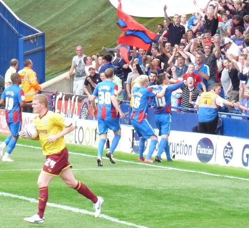 Burnley15.jpg