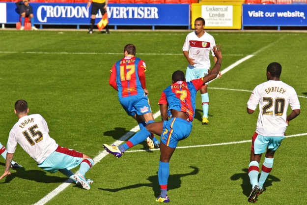 Burnley (Oct 2012) Bolasie Shoots.jpg