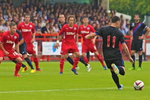 Crawley Vs Palace (July 2013) 03.jpg