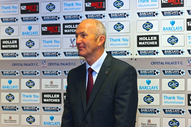 Tony Pulis 12th April 2014 (08).jpg