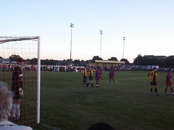 Palace prepare for a freekick
