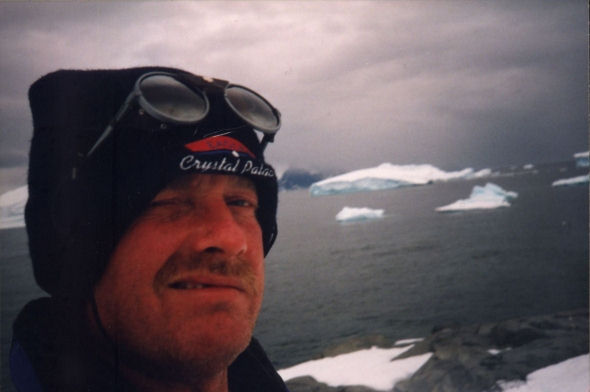 'Ericyoungsheadband' in antartica - "I must be the first palace fan to go to the south pole!"