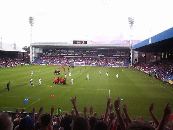 Players warm up before kickoff