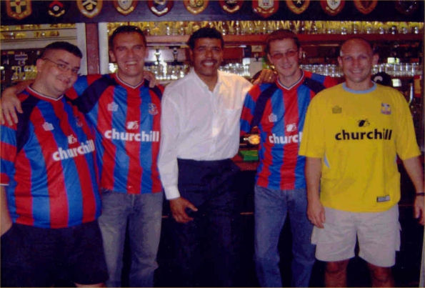 pint of mild and friends with Chris Kamara after being on Soccer AM earlier this season! 