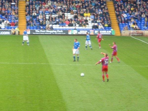 Palace prepare to take a freekick
