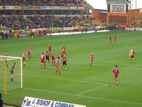 Palace defend a corner