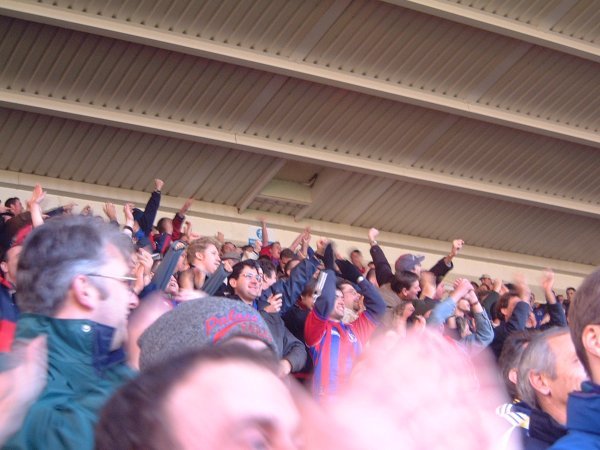 The Palace faithful celebrate a goal