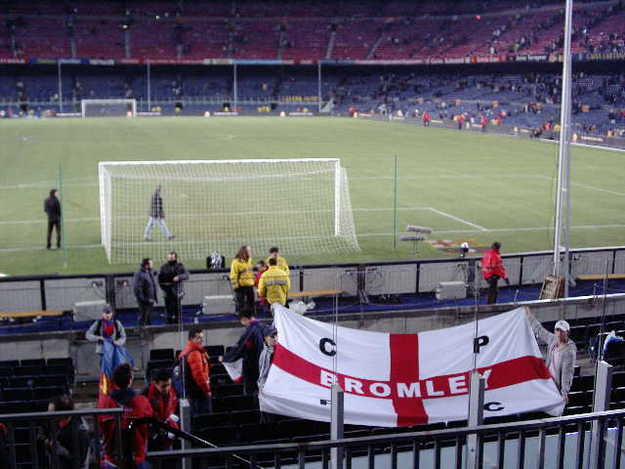 cpfc4ever1 with his england flag in the Nou Camp