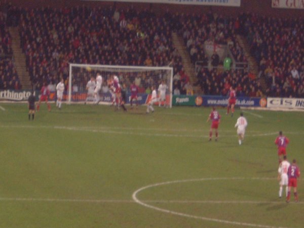 Palace go close with a corner