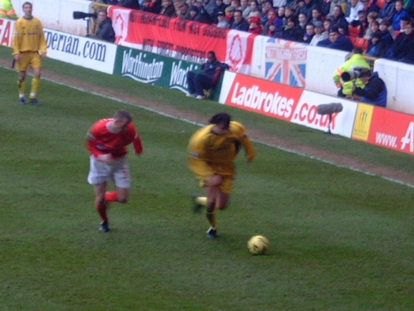 Craig Harrison runs down the wing