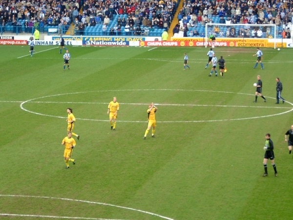 Players acknowledge the crowd