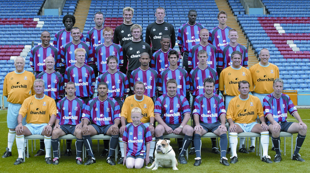 Barrybigfingers in front row with his Bulldog