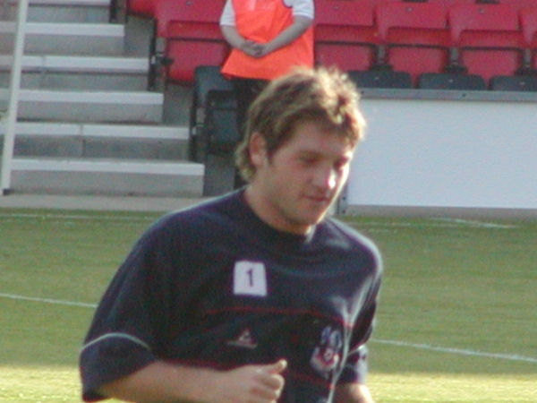Tommy Black warming up