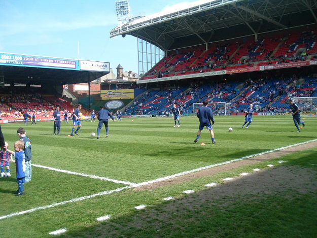 players warming up