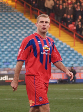 palace V sheff wed 002.jpg